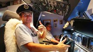 Guy Creates His Own Airplane Cockpit Simulator At Home Using Google Search
